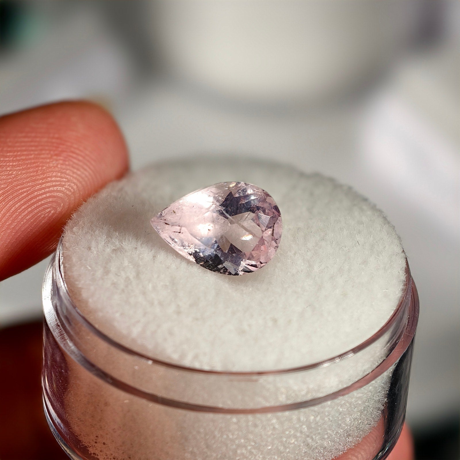 2.00ct Morganite Pear Cut Gemstone
