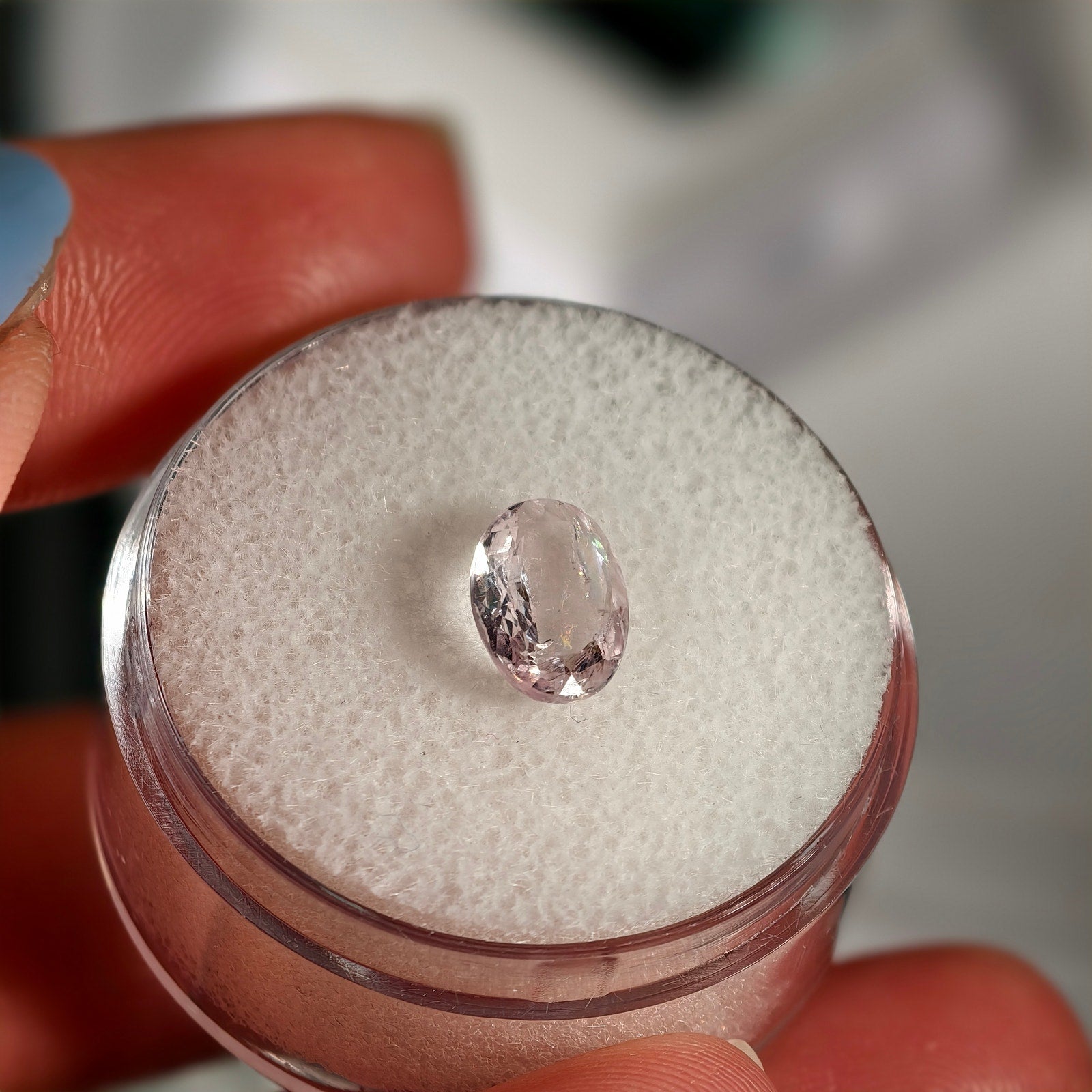 0.90ct Morganite Oval Cut Gemstone