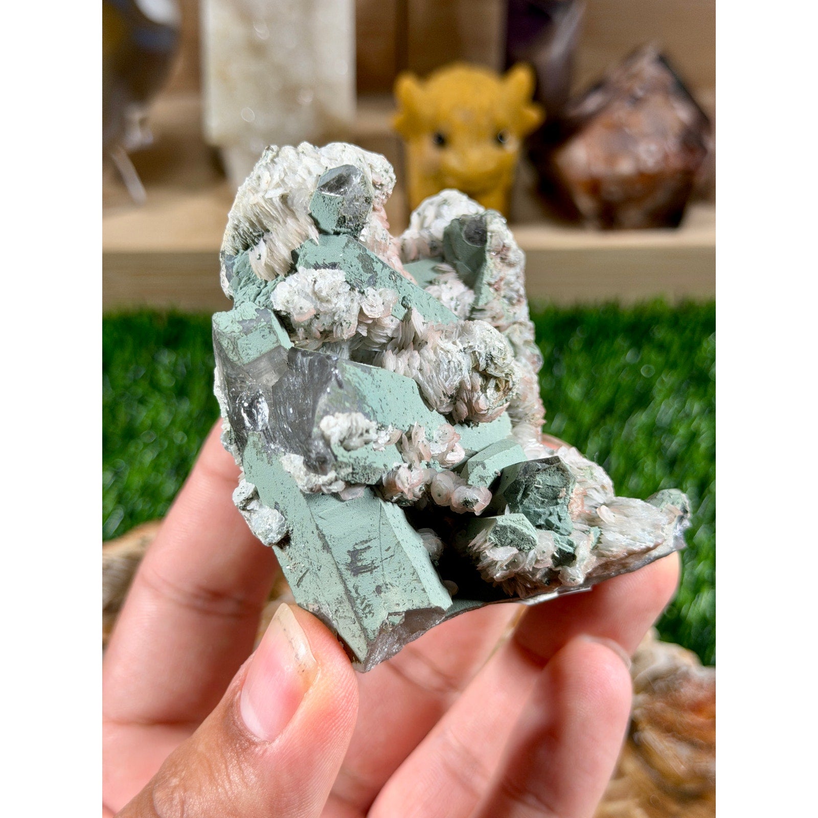 Matcha Quartz with Calcite | HGL Mine, China | 7.5 oz / 213 g | UV-Reactive