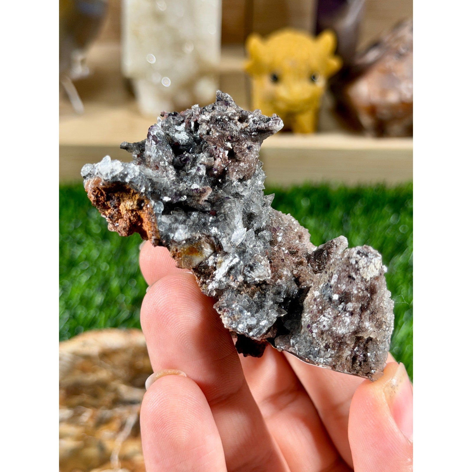 Dogtooth Calcite with Purple Fluorite | 2.9 oz / 82 g | UV-Reactive Crystal