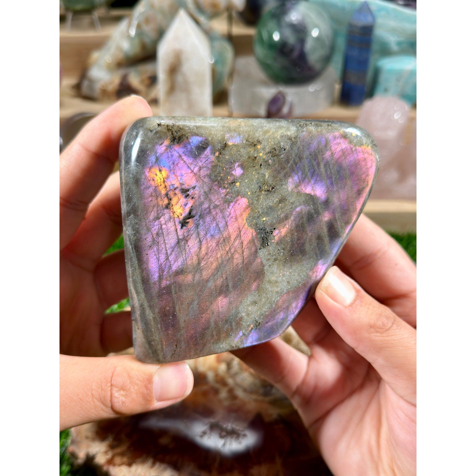 Labradorite Freeform | 1 lb 6.8 oz / 646 g | Purple-Gold Flash Display Piece