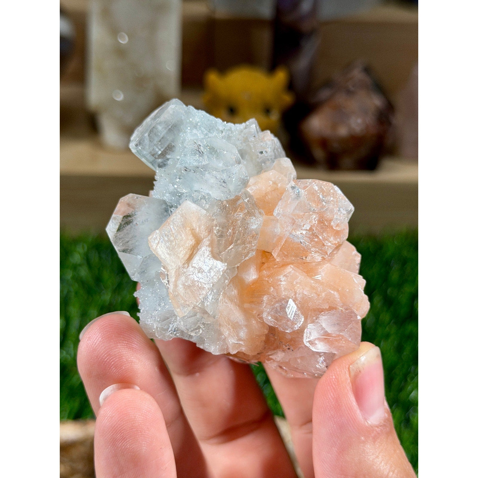 Diamond Apophyllite & Stilbite Specimen Jalgaon District, India