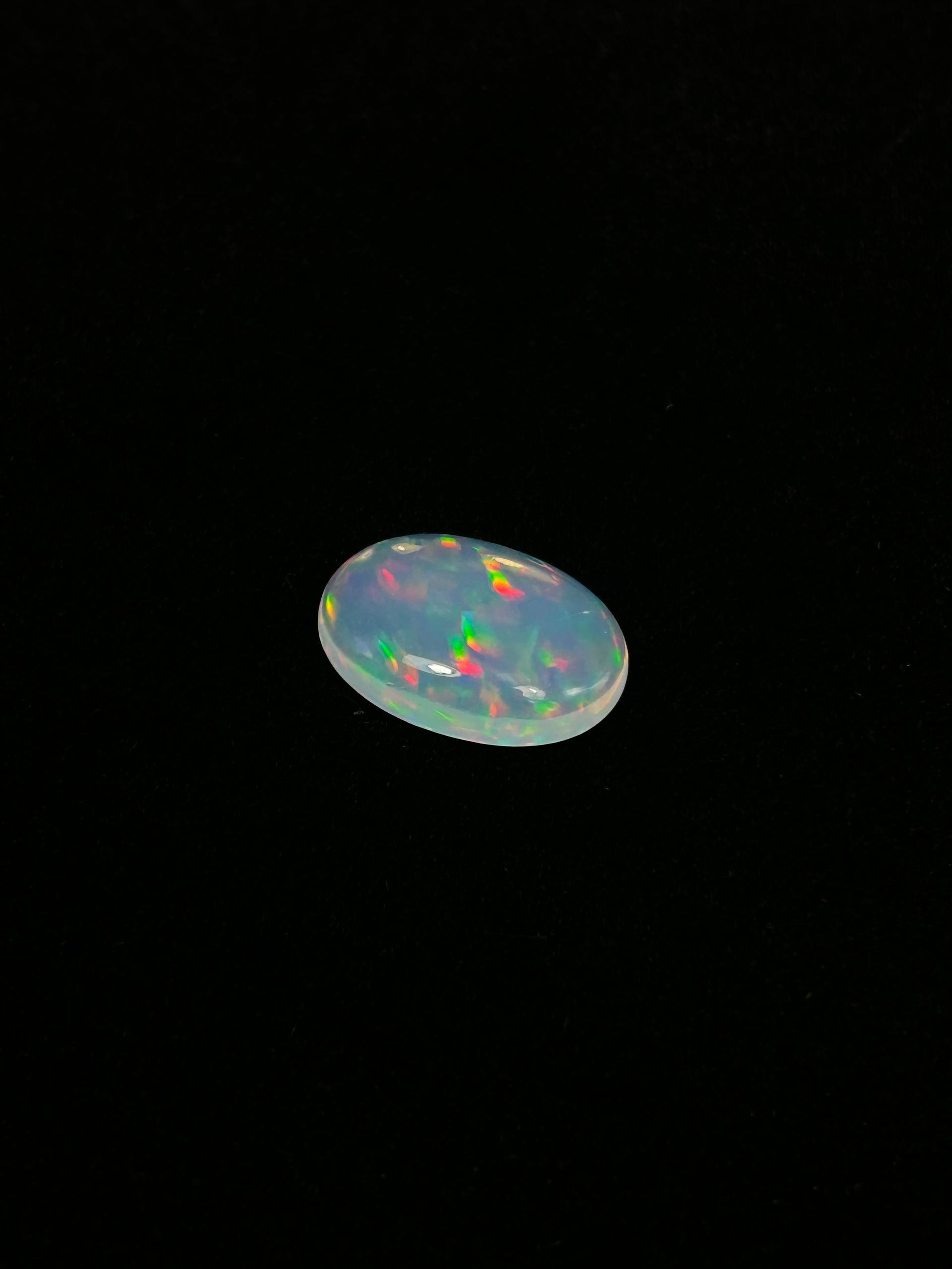 10.5ct Welo mine Ethiopian Opal Oval Cabochon
