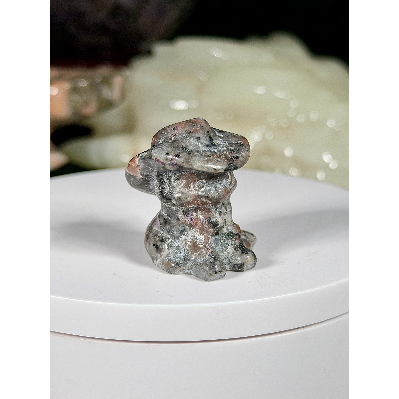 Yooperlite Cowboy Cat Crystal Carving
