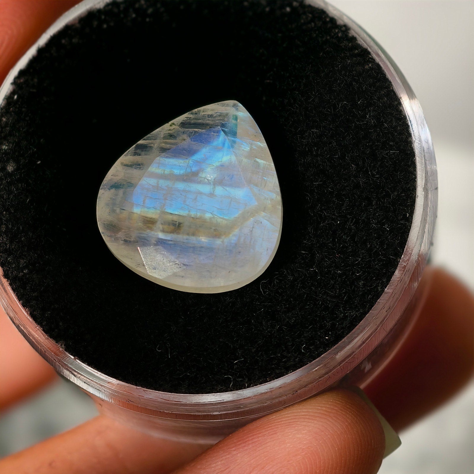 8.25ct Indian Rainbow Moonstone Gemstone Pear Cut