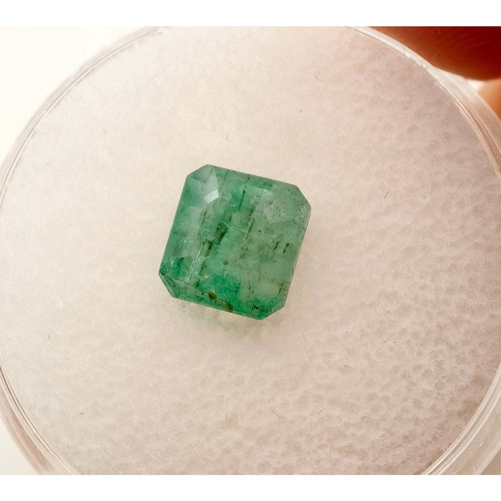 1.50ct Brazilian Emerald Faceted Square Cut Gemstone