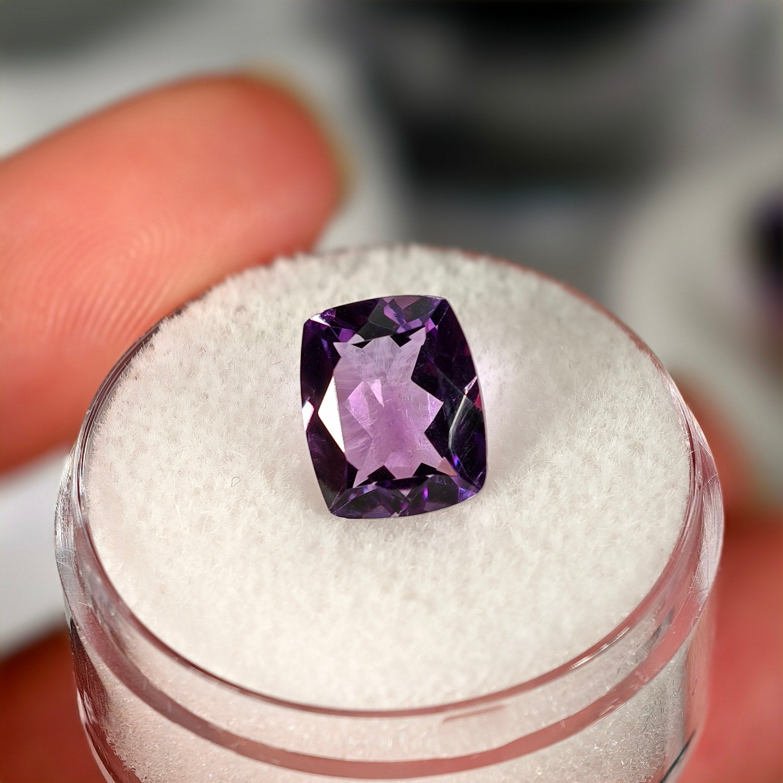 2.70ct Amethyst Gemstone Rectangle Cushion Cut