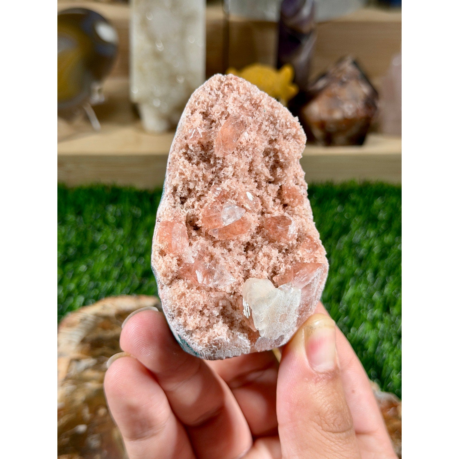 Hematite-Included Apophyllite on Chalcedony with Stilbite | 5.7 oz / 162 g |