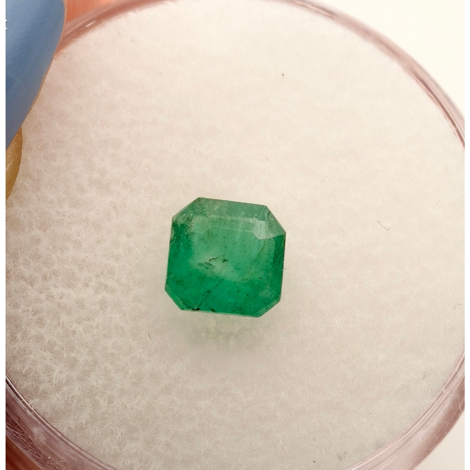 0.90ct Brazilian Emerald Faceted Square Cut Gemstone